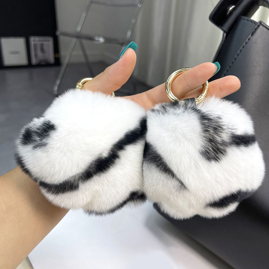 Luxury Real Rex Rabbit Fur Cat Paw Keychain Ultra-Plush Kitten Toe Beans Bag Charm Premium Car Key Ring Accessory