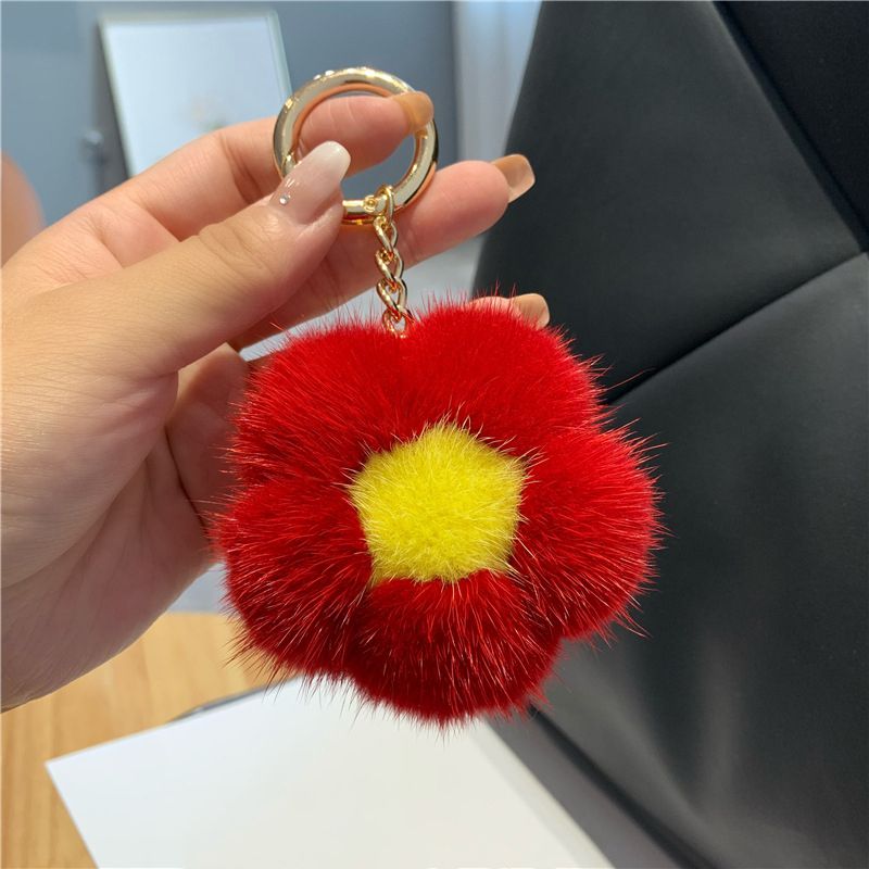 Cute Real Mink Fur Flower Car Keychain Fluffy Pom-Pom Luxury Bag Charm
