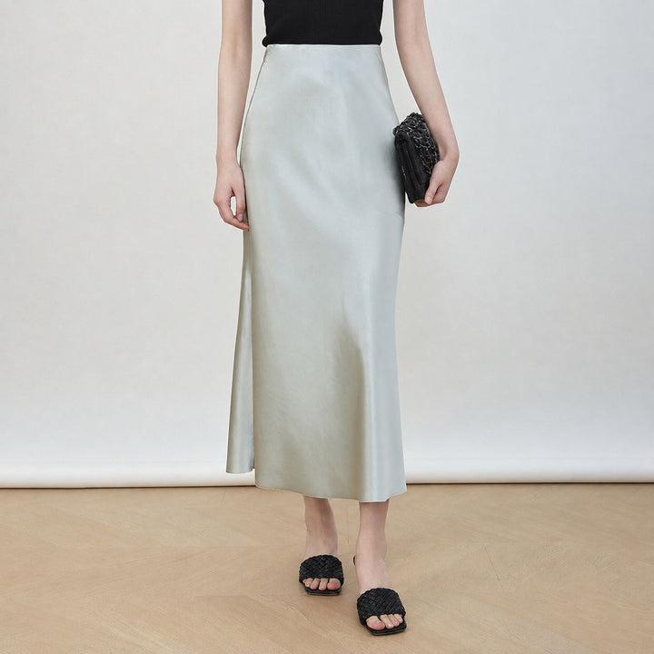 22 Momme Mulberry Charmeuse Silk Midi Skirt with Side Slit
