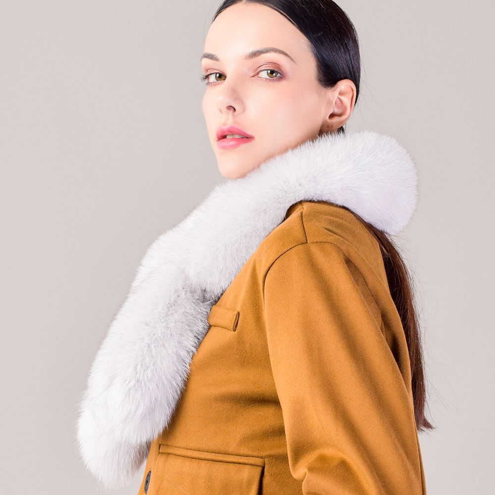 Women’s Real Fox Fur Scarf Winter Fluffy Soft Collar Wrap for Coats & Jackets