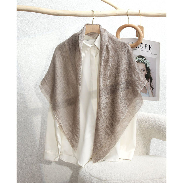 Women Summer Elgant Jacquard Lightweight Cashmere Square Shawl