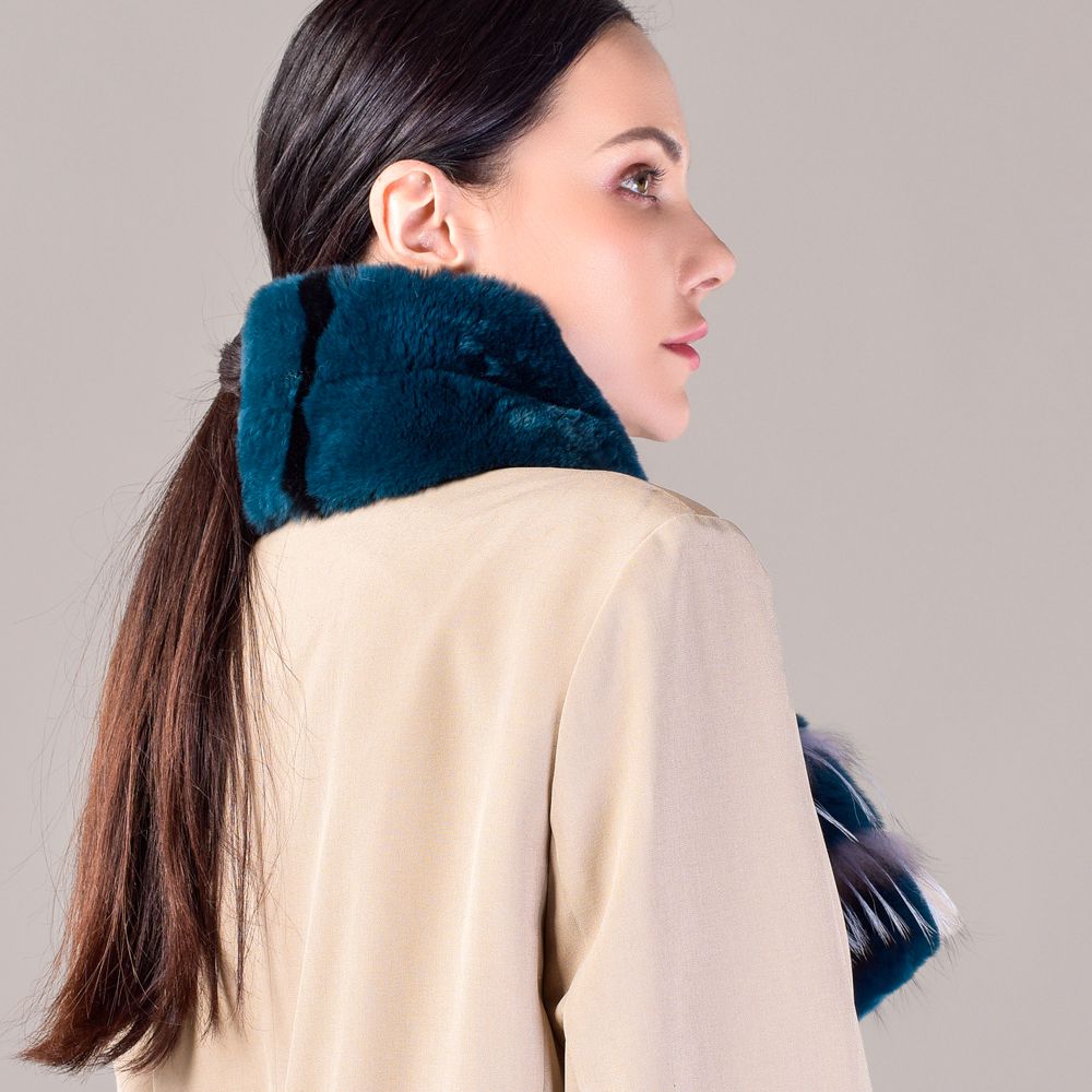 Soft Rabbit Fur Scarf with Fox Fur Trim Fashionable Two-Tone Women Winter Scarf