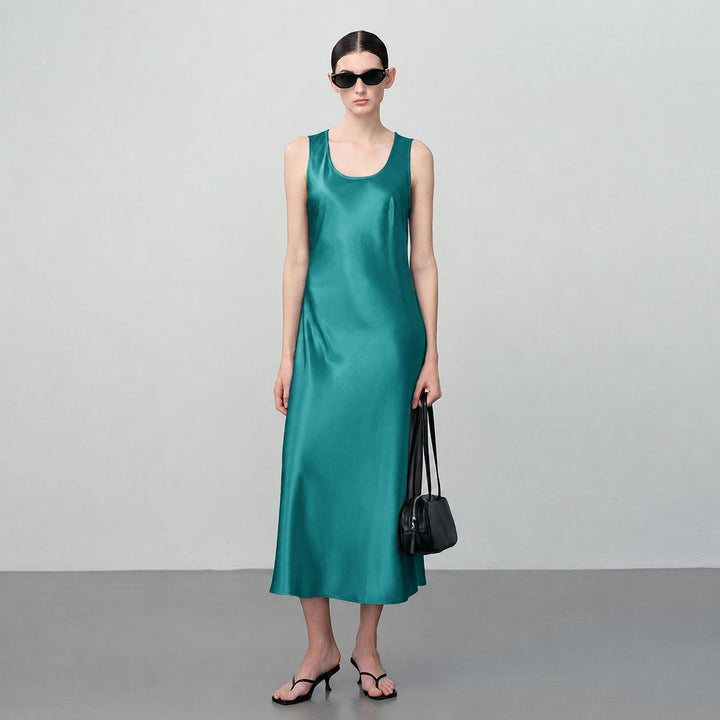 Scoop-Neck 100% Mulberry Silk Sleeveless Slip Dress