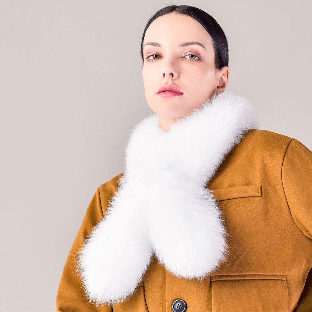 Women’s Real Fox Fur Scarf Winter Fluffy Soft Collar Wrap for Coats & Jackets