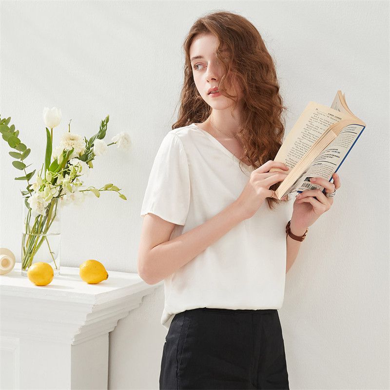 22 Momme Basic V-Neck Pure Mulberry Silk Short Sleeve T-Shirt